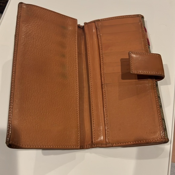 Gucci GG Double Sided Long Wallet with Burgundy & Beige Stripes - Pre-Loved - Picture 7 of 12